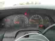 2001 Ford F-150 XL с VIN 1FTRX18L01KF00186, выставлен на аукционе Copart как лот 86135485 с пробегом 227 933 миль миль и Чистый • Clean title. История ставок и продаж доступна на DreamBid. Изображение 9.