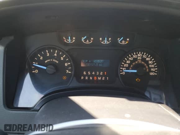 2012 Ford F-150 XL z VIN 1FTVX1CT0CKD09215, wystawiony jako Copart lot #42535735 z przebiegiem 130 137 mil mil oraz Szkoda całkowita • Salvage title. Historia ofert i sprzedaży dostępna na DreamBid. Obrazek 9.