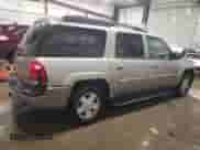 2003 Chevrolet TrailBlazer EXT LT z VIN 1GNET16S936165887, wystawiony jako Copart lot #55245805 z przebiegiem 171 484 mil mil oraz Nie do naprawy • Non repairable. Historia ofert i sprzedaży dostępna na DreamBid. Obrazek 3.