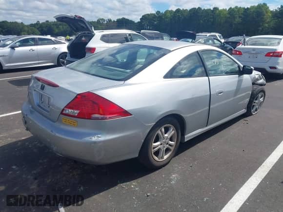 2006 Honda Accord EX with VIN 1HGCM72736A001300, listed as a IAAI auction lot 43055227 with 138,816 mi miles and . Bid and sale history available at DreamBid. Image 4.