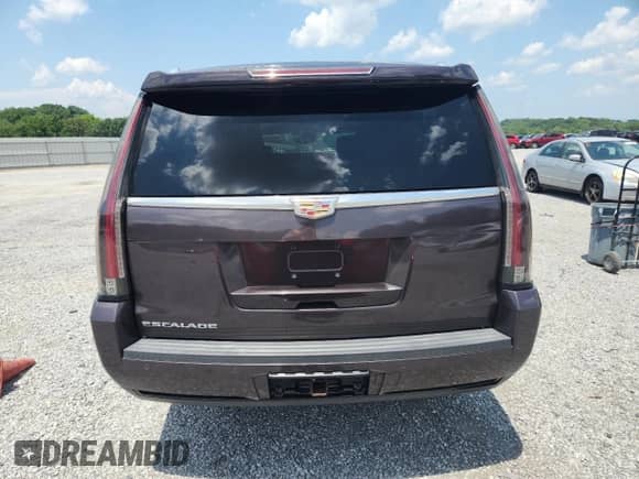 2016 Cadillac Escalade ESV Platinum z VIN 1GYS4KKJ2GR108828, wystawiony jako Copart lot #62887505 z przebiegiem 166 428 mil mil oraz Czysty tytuł • Clean title. Historia ofert i sprzedaży dostępna na DreamBid. Obrazek 6.