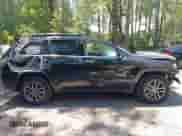 2020 Jeep Grand Cherokee Limited with VIN 1C4RJEBG0LC113851, listed as a IAAI auction lot 42802374 with 44,580 mi miles and . Bid and sale history available at DreamBid. Image 13.