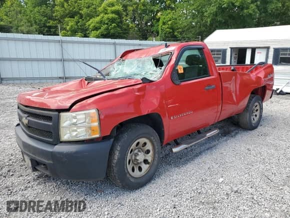 2007 Chevrolet Silverado 1500 Work Truck z VIN 1GCEK14CX7Z586710, wystawiony jako Copart lot #64803135 z przebiegiem 62 443 mil mil oraz Szkoda całkowita • Salvage title. Historia ofert i sprzedaży dostępna na DreamBid. Obrazek 1.