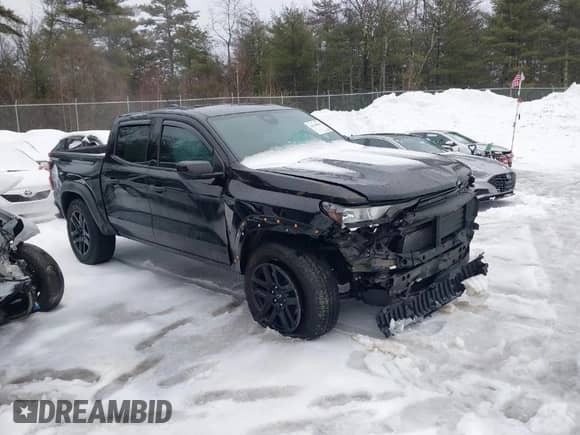 2023 Chevrolet Colorado 4WD Trail Boss с VIN 1GCPTEEK5P1196857, выставлен на аукционе IAAI как лот 41540862 с пробегом 13 681 миль миль и . История ставок и продаж доступна на DreamBid. Изображение 1.