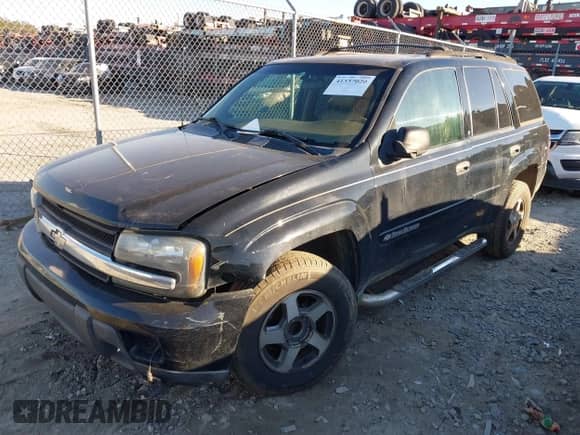 2003 Chevrolet TrailBlazer LT with VIN 1GNDS13S132339347, listed as a IAAI auction lot 41337020 with 205,769 mi miles and . Bid and sale history available at DreamBid. Image 16.