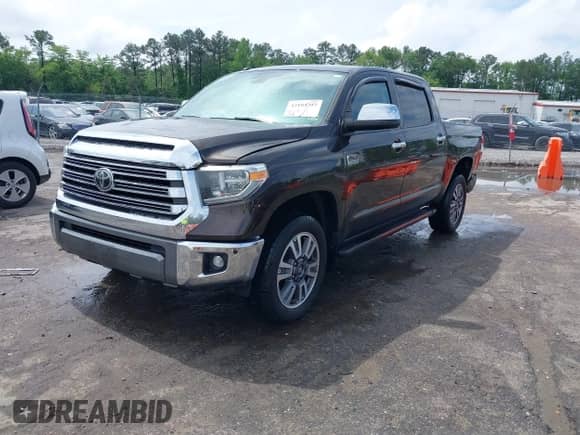 2019 Toyota Tundra SR5 с VIN 5TFAY5F10KX854202, выставлен на аукционе IAAI как лот 42184357 с пробегом 66 328 миль миль и . История ставок и продаж доступна на DreamBid. Изображение 2.