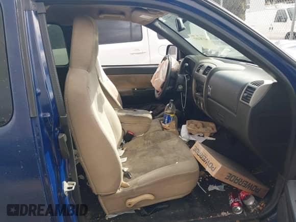 2011 Chevrolet Colorado 1LT with VIN 1GCESCFE2B8127356, listed as a IAAI auction lot 41783353 with Not provided miles and . Bid and sale history available at DreamBid. Image 5.