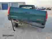 1997 GMC Sierra 1500 z VIN 2GTEC19R8V1549994, wystawiony jako Copart lot #81580884 z przebiegiem 274 282 mil mil oraz Szkoda całkowita • Salvage title. Historia ofert i sprzedaży dostępna na DreamBid. Obrazek 6.
