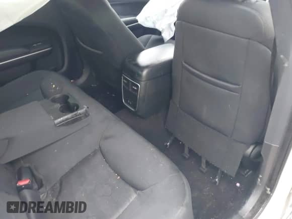 2020 Chrysler 300 Touring с VIN 2C3CCAAG6LH112151, выставлен на аукционе IAAI как лот 43114891 с пробегом 127 487 миль миль и . История ставок и продаж доступна на DreamBid. Изображение 8.