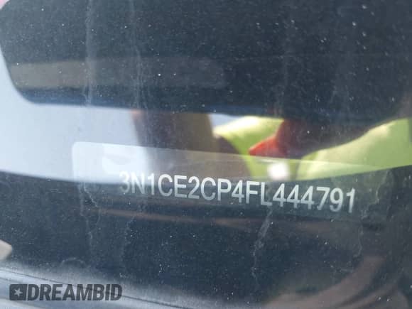 2015 Nissan Note S with VIN 3N1CE2CP4FL444791, listed as a IAAI auction lot 42524721 with 86,595 mi miles and . Bid and sale history available at DreamBid. Image 9.