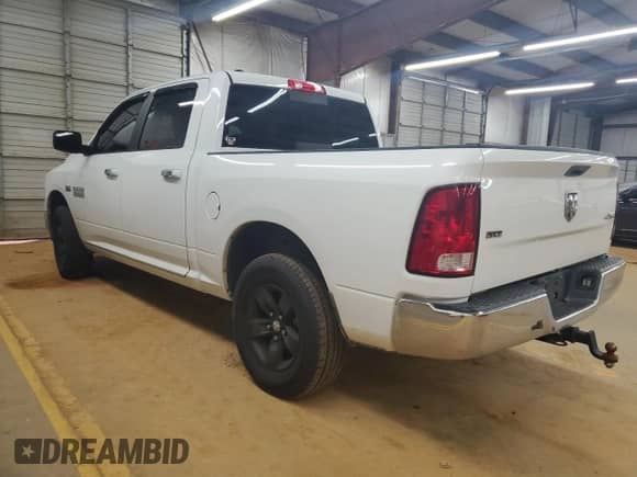 2017 Ram 1500 SLT z VIN 1C6RR7LT5HS623388, wystawiony jako Copart lot #55447125 z przebiegiem 165 656 mil mil oraz Szkoda całkowita • Salvage title. Historia ofert i sprzedaży dostępna na DreamBid. Obrazek 2.