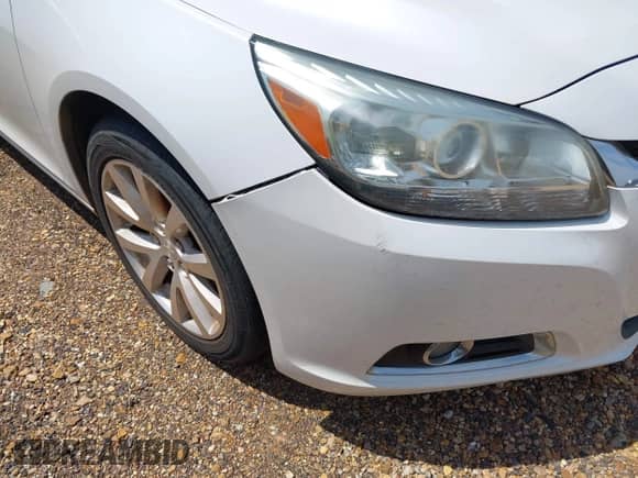 2015 Chevrolet Malibu LTZ with VIN 1G11F5SL0FF220857, listed as a IAAI auction lot 42107647 with 143,330 mi miles and . Bid and sale history available at DreamBid. Image 17.