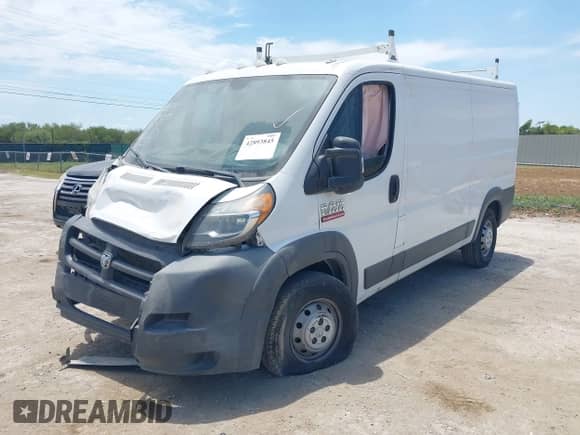 2015 Ram ProMaster Cargo z VIN 3C6TRVAG2FE513737, wystawiony jako IAAI lot #42893845 z przebiegiem 189 636 mil mil oraz . Historia ofert i sprzedaży dostępna na DreamBid. Obrazek 17.