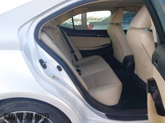 2016 Lexus IS 300/350 z VIN JTHCM1D28G5004036, wystawiony jako IAAI lot #43164354 z przebiegiem 130 217 mil mil oraz . Historia ofert i sprzedaży dostępna na DreamBid. Obrazek 8.