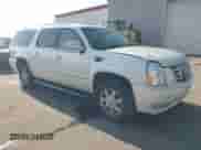 2007 Cadillac Escalade ESV с VIN 1GYFK66827R396002, выставлен на аукционе IAAI как лот 41333363 с пробегом 166 278 миль миль и . История ставок и продаж доступна на DreamBid. Изображение 1.