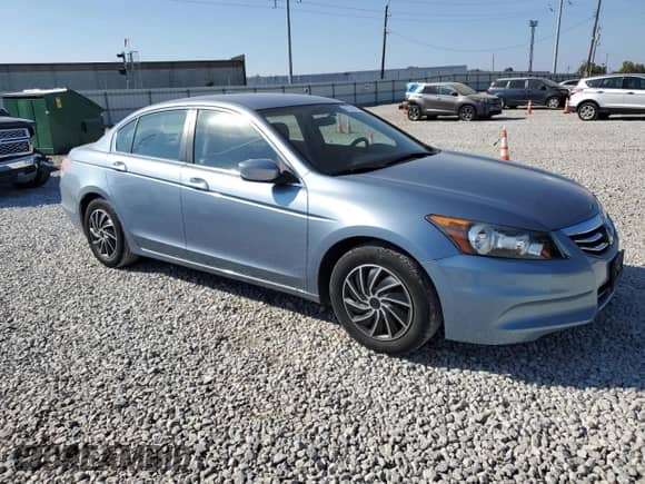 2012 Honda Accord LX z VIN 1HGCP2F3XCA025686, wystawiony jako Copart lot #81578145 z przebiegiem 124 040 mil mil oraz Szkoda całkowita • Salvage title. Historia ofert i sprzedaży dostępna na DreamBid. Obrazek 4.