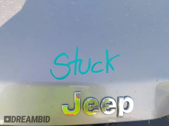 2018 Jeep Compass Limited with VIN 3C4NJCCB8JT212182, listed as a IAAI auction lot 42470763 with 109,425 mi miles and . Bid and sale history available at DreamBid. Image 10.