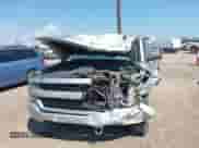 2017 Chevrolet Silverado 1500 Custom z VIN 1GCRCPEC7HZ308137, wystawiony jako IAAI lot #43345507 z przebiegiem Nie podano mil oraz . Historia ofert i sprzedaży dostępna na DreamBid. Obrazek 6.