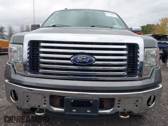 2012 Ford F-150 XLT z VIN 1FTFX1EF8CFB49783, wystawiony jako IAAI lot #43511673 z przebiegiem 109 393 mil mil oraz . Historia ofert i sprzedaży dostępna na DreamBid. Obrazek 12.