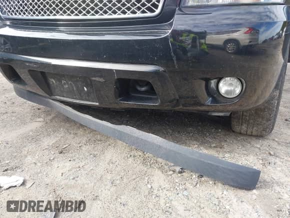 2009 Chevrolet Suburban 2LT с VIN 1GNFK26389R268375, выставлен на аукционе IAAI как лот 43319300 с пробегом 201 646 миль миль и . История ставок и продаж доступна на DreamBid. Изображение 6.
