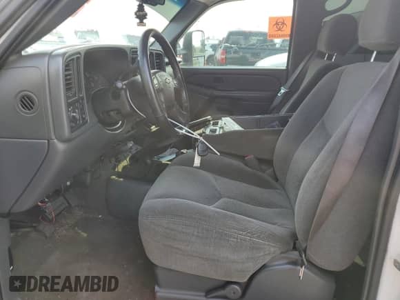 2006 Chevrolet Silverado 2500HD LT3 с VIN 1GCHK232X6F110873, выставлен на аукционе Copart как лот 71834565 с пробегом 226 349 миль миль и Чистый • Clean title. История ставок и продаж доступна на DreamBid. Изображение 7.