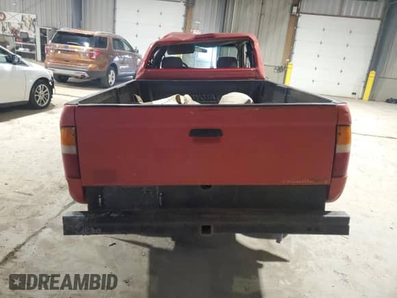 1997 Toyota Tacoma z VIN 4TAWM72N8VZ276375, wystawiony jako Copart lot #47674005 z przebiegiem 266 203 mil mil oraz Czysty tytuł • Clean title. Historia ofert i sprzedaży dostępna na DreamBid. Obrazek 6.