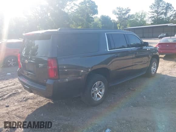2016 Chevrolet Suburban LT с VIN 1GNSCHKC0GR398314, выставлен на аукционе IAAI как лот 42244415 с пробегом 204 649 миль миль и . История ставок и продаж доступна на DreamBid. Изображение 4.