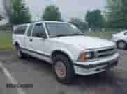 1996 Chevrolet S-10 LS с VIN 1GCDT19X0T8169679, выставлен на аукционе IAAI как лот 42456199 с пробегом 107 361 миль миль и . История ставок и продаж доступна на DreamBid. Изображение 1.