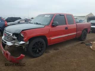 2003 GMC Sierra 1500 with VIN 2GTEC19V331313277, listed as a Copart auction lot 70135685 with 212,366 mi miles and Salvage title. Bid and sale history available at DreamBid. Image 1.