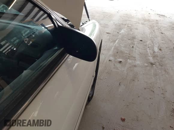 1997 Chevrolet Lumina with VIN 2G1WL52M4V9194777, listed as a IAAI auction lot 42268677 with 145,711 mi miles and . Bid and sale history available at DreamBid. Image 12.