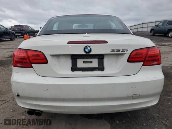 2013 BMW 3 Series 328i z VIN WBADW3C52DJ526586, wystawiony jako Copart lot #86289585 z przebiegiem 115 156 mil mil oraz Szkoda całkowita • Salvage title. Historia ofert i sprzedaży dostępna na DreamBid. Obrazek 6.