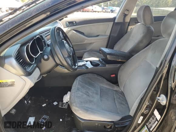 2014 Kia Optima LX с VIN 5XXGM4A77EG332920, выставлен на аукционе Copart как лот 86859495 с пробегом Не указан миль и Списание • Salvage title. История ставок и продаж доступна на DreamBid. Изображение 7.