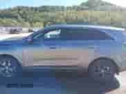 2016 Kia Sorento SXL с VIN 5XYPKDA15GG031904, выставлен на аукционе IAAI как лот 40570106 с пробегом 114 549 миль миль и . История ставок и продаж доступна на DreamBid. Изображение 14.