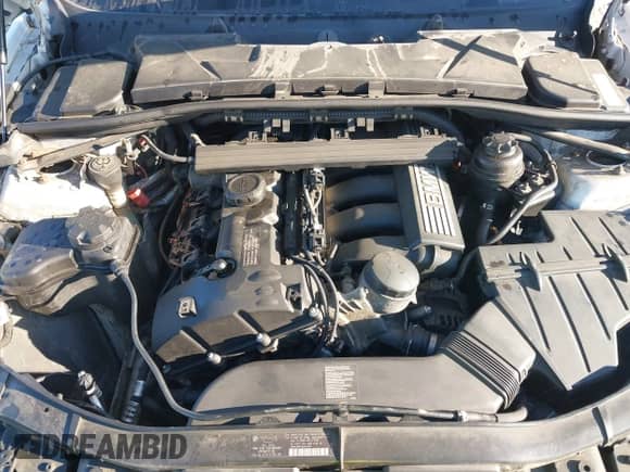 2011 BMW 3 Series 328i с VIN WBAPH7C53BE852076, выставлен на аукционе IAAI как лот 43382099 с пробегом 191 963 миль миль и . История ставок и продаж доступна на DreamBid. Изображение 10.