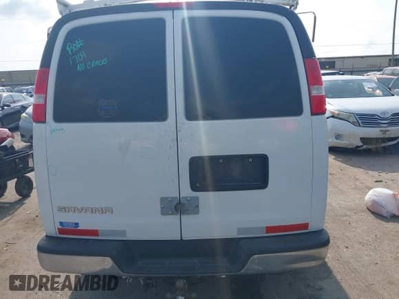 2018 Chevrolet Express Cargo с VIN 1GCWGAFG2J1908512, выставлен на аукционе IAAI как лот 42376707 с пробегом 148 081 миль миль и . История ставок и продаж доступна на DreamBid. Изображение 16.