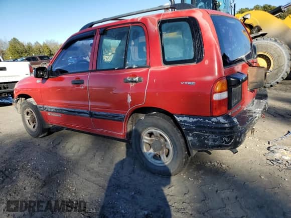 2002 Chevrolet Tracker с VIN 2CNBE13C126918772, выставлен на аукционе Copart как лот 42343685 с пробегом Не указан миль и Списание • Salvage title. История ставок и продаж доступна на DreamBid. Изображение 2.