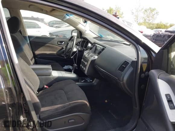 2013 Nissan Murano S с VIN JN8AZ1MUXDW207452, выставлен на аукционе IAAI как лот 43058903 с пробегом 168 610 миль миль и . История ставок и продаж доступна на DreamBid. Изображение 5.
