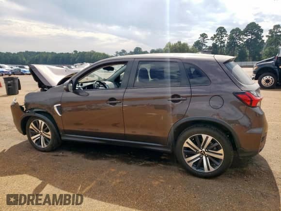 2022 Mitsubishi Outlander SE with VIN JA4APVAU9NU022636, listed as a Copart auction lot 84577505 with Not provided miles and Salvage title. Bid and sale history available at DreamBid. Image 2.