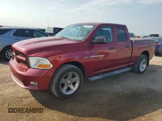 2012 Ram 1500 Express z VIN 1C6RD7FT4CS171596, wystawiony jako Copart lot #80558505 z przebiegiem 152 509 mil mil oraz Czysty tytuł • Clean title. Historia ofert i sprzedaży dostępna na DreamBid. Obrazek 1.