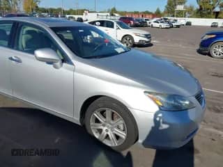 2007 Lexus ES 330 z VIN JTHBJ46G672039688, wystawiony jako IAAI lot #43525818 z przebiegiem 169 519 mil mil oraz . Historia ofert i sprzedaży dostępna na DreamBid. Obrazek 1.