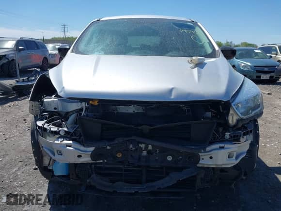 2017 Ford Escape SE с VIN 1FMCU9G93HUB34575, выставлен на аукционе IAAI как лот 42279592 с пробегом 71 904 миль миль и . История ставок и продаж доступна на DreamBid. Изображение 13.