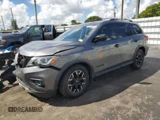 2019 Nissan Pathfinder S with VIN 5N1DR2MN4KC637382, listed as a Copart auction lot 84215955 with 165,873 mi miles and Salvage title. Bid and sale history available at DreamBid. Image 1.