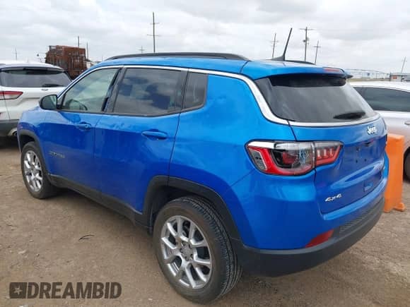 2023 Jeep Compass Latitude Lux с VIN 3C4NJDFN8PT546846, выставлен на аукционе IAAI как лот 42528443 с пробегом 16 483 миль миль и . История ставок и продаж доступна на DreamBid. Изображение 3.