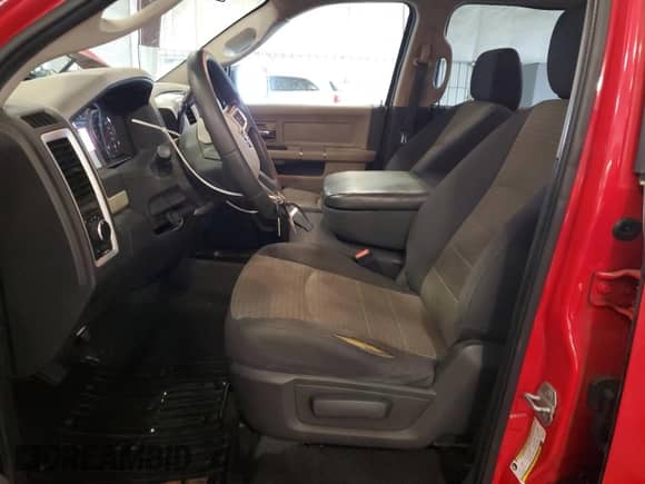 2009 Dodge 1500 SLT с VIN 1D3HB13PX9J521771, выставлен на аукционе Copart как лот 81217665 с пробегом 144 038 миль миль и Списание • Salvage title. История ставок и продаж доступна на DreamBid. Изображение 7.