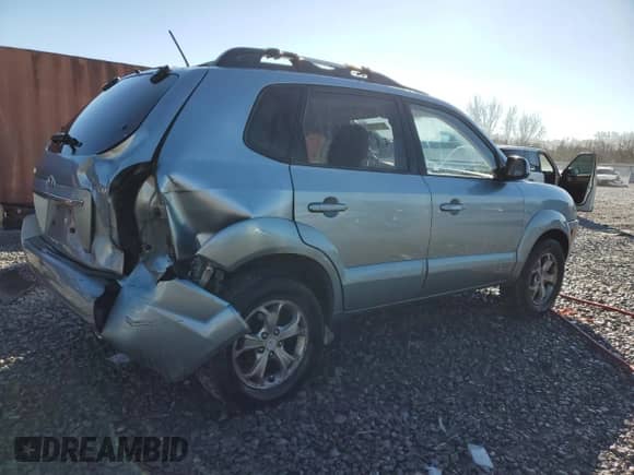 2009 Hyundai Tucson с VIN KM8JN12B19U980026, выставлен на аукционе Copart как лот 87108624 с пробегом 135 097 миль миль и Списание • Salvage title. История ставок и продаж доступна на DreamBid. Изображение 3.
