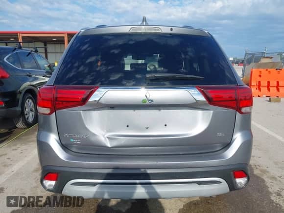 2020 Mitsubishi Outlander SE z VIN JA4AD3A33LJ001719, wystawiony jako IAAI lot #42270888 z przebiegiem 95 794 mil mil oraz . Historia ofert i sprzedaży dostępna na DreamBid. Obrazek 16.