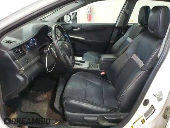 2013 Toyota Camry L with VIN 4T1BF1FK9DU267153, listed as a Copart auction lot 82703375 with 294,749 mi miles and Clean title. Bid and sale history available at DreamBid. Image 7.