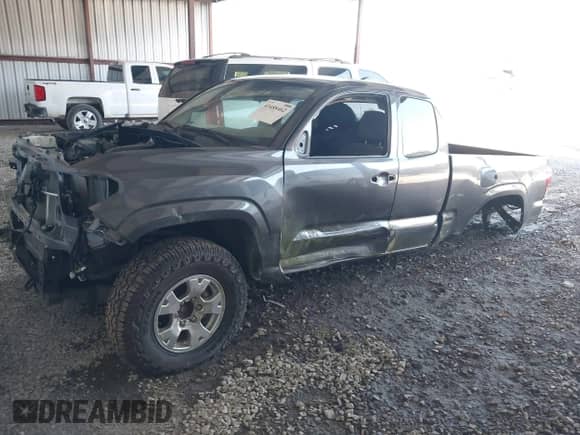 2020 Toyota Tacoma SR с VIN 5TFRX5GN5LX166009, выставлен на аукционе IAAI как лот 43488462 с пробегом 49 066 миль миль и . История ставок и продаж доступна на DreamBid. Изображение 2.