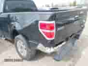 2010 Ford F-150 XL z VIN 1FTFW1E83AFB88640, wystawiony jako IAAI lot #42124662 z przebiegiem 346 893 mil mil oraz . Historia ofert i sprzedaży dostępna na DreamBid. Obrazek 12.