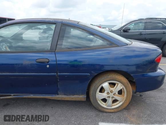 2001 Chevrolet Cavalier with VIN 1G1JF12T417403433, listed as a IAAI auction lot 42632266 with 141,980 mi miles and . Bid and sale history available at DreamBid. Image 15.